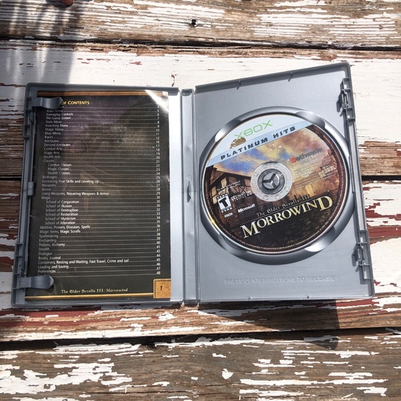 Xbox Green The Elder Scrolls III Morrowind - Game of the Year Edition - Picture 3 of 8